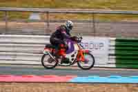 Vintage-motorcycle-club;eventdigitalimages;mallory-park;mallory-park-trackday-photographs;no-limits-trackdays;peter-wileman-photography;trackday-digital-images;trackday-photos;vmcc-festival-1000-bikes-photographs